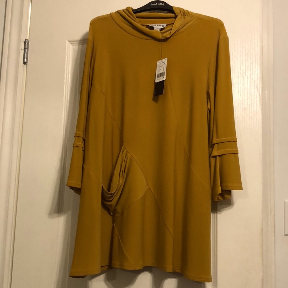 Joseph Ribkoff mustard coloured brand new size 12 top